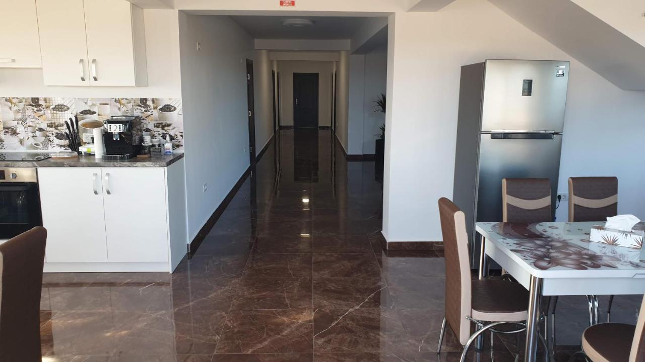 Pensiunea Maria Hotel Tuzla Bagian luar foto