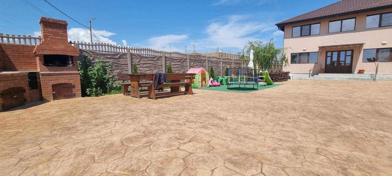 Pensiunea Maria Hotel Tuzla Bagian luar foto