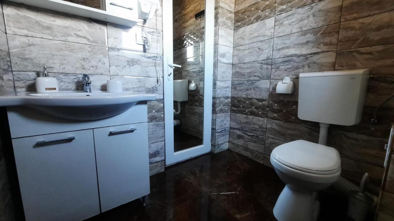 Pensiunea Maria Hotel Tuzla Bagian luar foto